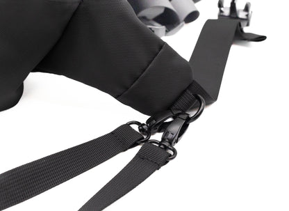 Gassibauchtasche Diona Schwarz mit Getränkehalter – Kollektion Hundehöhle