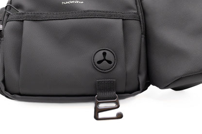 Gassibauchtasche Diona Schwarz mit Getränkehalter – Kollektion Hundehöhle